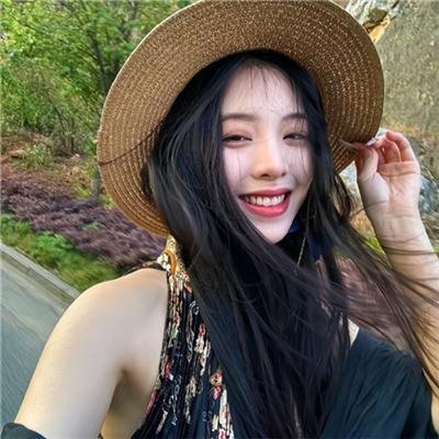 怪诞秀 海报